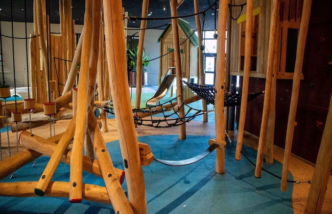 Nice, Child-friendly Villa With a Sauna in Limburg - Photo 14