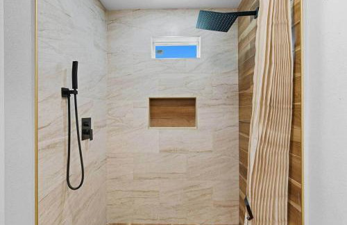 4 Ensuites Bed + Minutes to Anna Maria Island - Foto 47