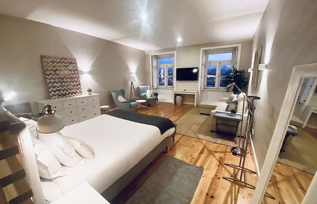 Vitoria's Terrace Apartments - Photo 3