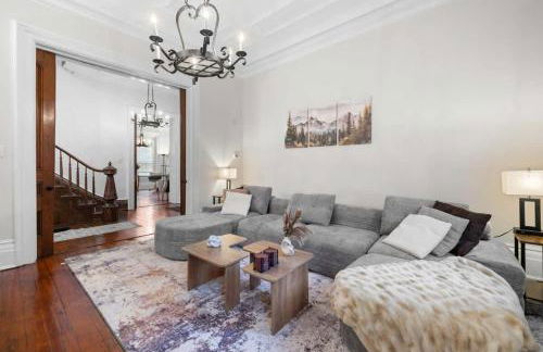 Allentown 5 BR House Free Parking No Chores! - Photo 8