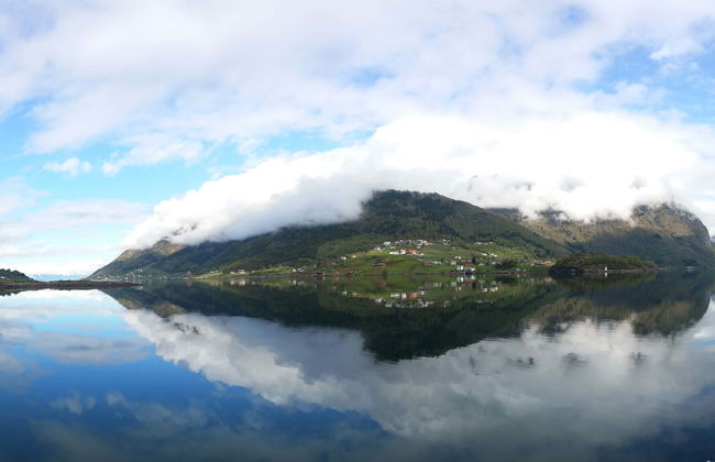 Paseo en barco por Fimreite - Foto 1