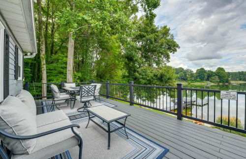Lakefront Sherrills Ford Haven with Boat Dock! - Foto 20
