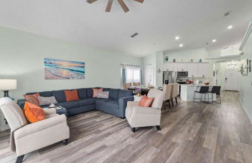 Single-Level Home w Heated Pool & 9MI to Disney - Photo 27