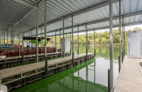 Table Rock Lake Cabin - The Cedars #1 with Lake Access Hot Tub Outdoor Pool - Foto 11