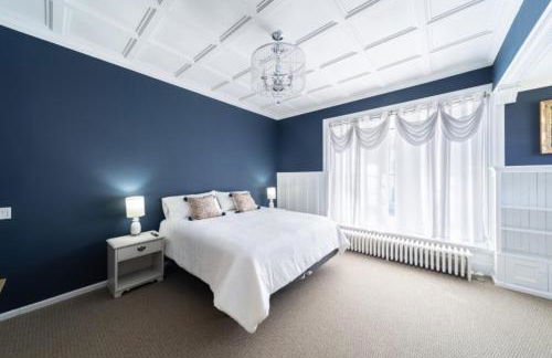 210 Main St - Foto 24