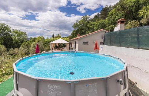 2 Bedroom Cozy Home In Kostrcani - Photo 9