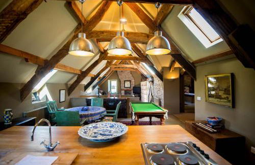 Great House - A Grand Georgian Retreat with Heated Outdoor Pool - Photo 24