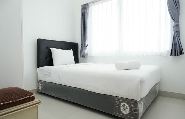 Minimalist And Cozy 2Br Apartment At The Nest Near Puri By Travelio - Foto 2