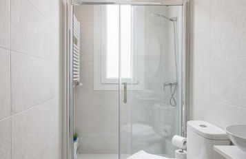 Espacioso 3 hab dobles 2 baños, junto Ayuntamiento - Foto 16