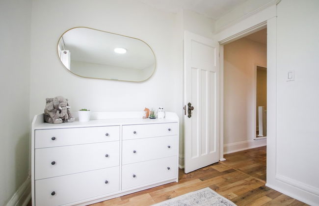 Leslieville Cozy & Bright Apt in Trendy Beaches - Foto 4