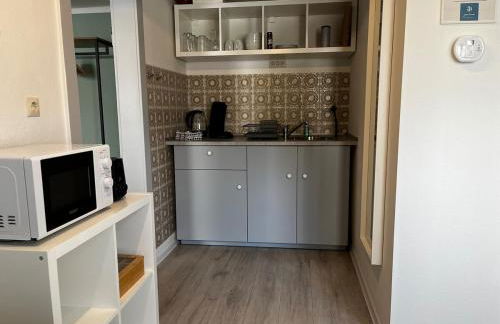 janu-homes - 1 Zimmer Apartment - 2 Betten, Kirchblick vom Kirchplatz - Photo 11