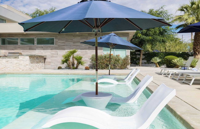 Sleeps 28! 2 Luxe Villas w/ Pool & Putting Green Polo Villas Nova by Avantstay - Foto 68