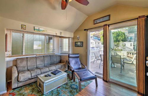 Tropical Island Escape with Deck, Walk to Avalon Bay - Foto 4