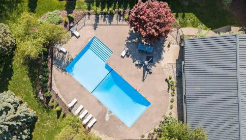 Beautiful Lakescape-4 BR Home with Heated Pool & Rec Space-Family Friendly - Foto 1