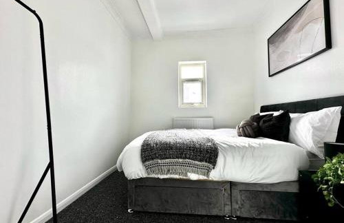 Serviced 4 bed 2 bath Manor Park House - Foto 12