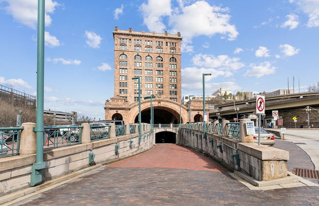 Placemakr Downtown Pittsburgh at The Pennsylvanian - Foto 79