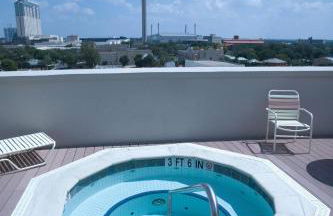Wyndham La Cascada 2BR Apartment with Resort Access - Foto 4