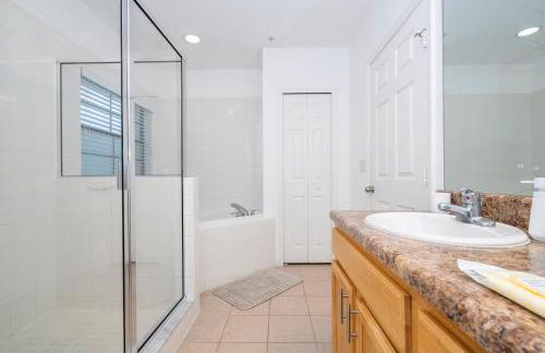 Amazing 2bed Condo in Kissimmee near Disney - Mickey Sorcerer - Foto 43