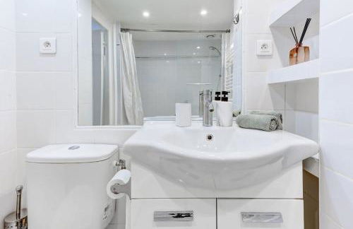 Palais Royal & Louvre - 1BR - Paris Vacation Rentals - Foto 17