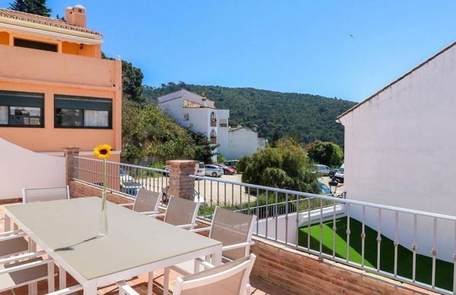 Benahavis Village House Sleeps 8 - Photo 33