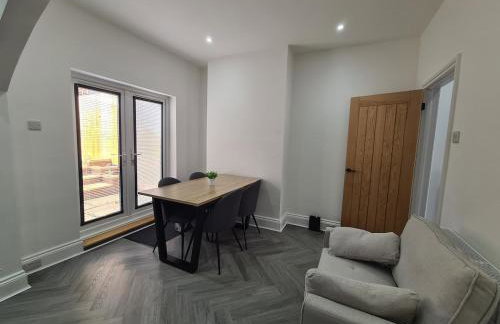 Pearce House-Brand New 3 bed-Sleeps 6-Garden - Foto 13