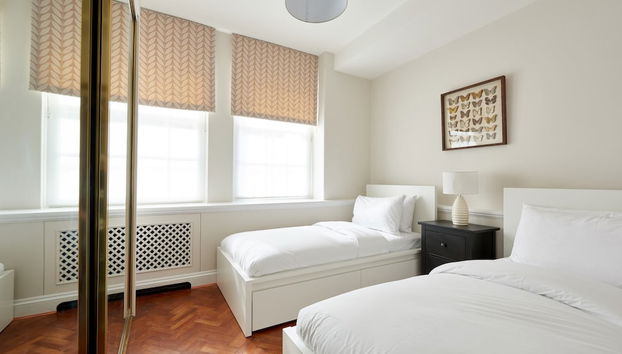 Sunny and Bright Flat, 2 Minutes From Hyde Park - Foto 2, Habitación