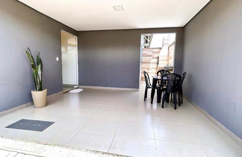 Casa 04 - Casa com 2 quartos, sendo uma suíte localizada próximo a rodoviária e o aeroporto - Photo 8