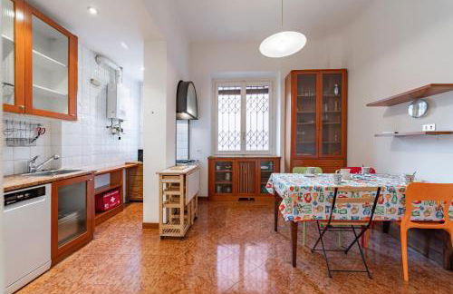 4 Min from Porta Genova Station with Whirlpool - Foto 6