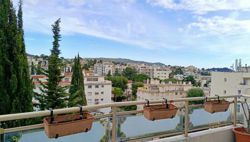 Stunning 2 bedroom apartment with Terrace and Sea view, Nice Cimiez Liberation - Foto 5