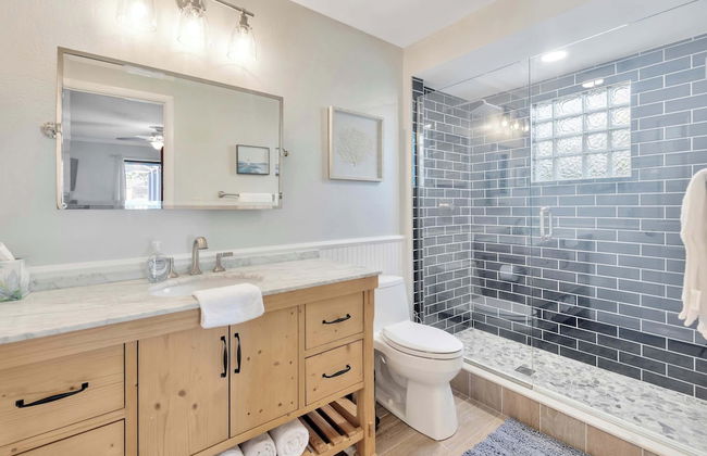 Waterfront Pool House w/ Heated Pool! - Foto 18