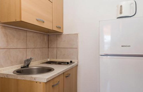 Beautiful Apartment In Dinjiska - Foto 14