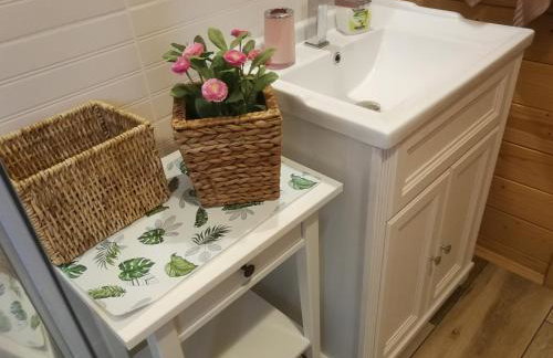 Drewniany domek nad Miedwiem - Foto 30