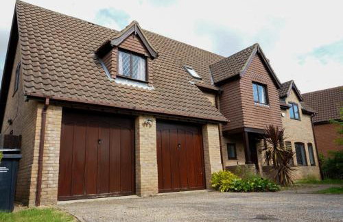 Big 6 bedroom house in Biddenham with 3 bathrooms - Foto 17
