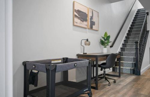 Stunning Penthouse Double King Suite on Butler Street with rooftop deck and free off street parking - Foto 55