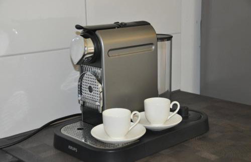 Geräumige 2-Z WOHNUNG im GRÜNEN, GARTEN, TERRASSE, RUHIG, NATUR, PHANTASTISCHER BLICK! - Foto 3