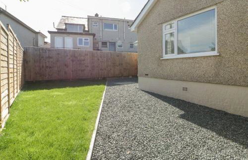 Bay View Bungalow Benllech, 5 Min Walk from Beach - Foto 4