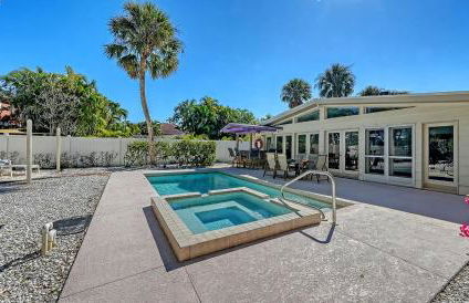 Relax & Recharge - Private Pool Oasis Near Beach & St. Armands Circle - Foto 42