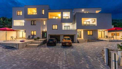 Villa Stjepanovic - Photo 1