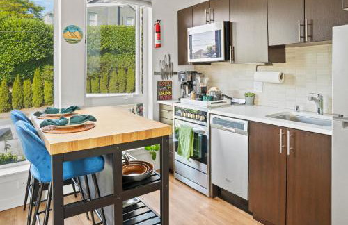 NEW Bright Capitol Hill Condo, Great Location Views - Foto 4