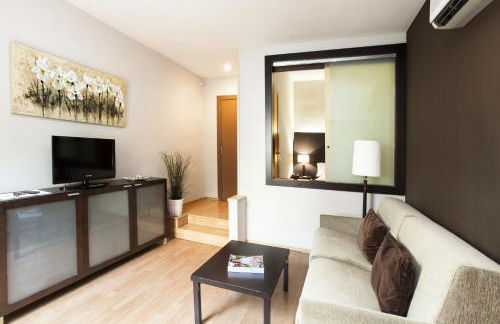 Senator Barcelona Apartments - Photo 2
