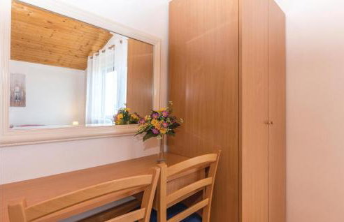 Nice Home In Nadin With Wifi - Photo 42