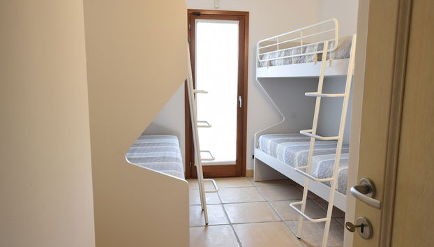 Luisa Apartment In Budoni, Shared Pool - Foto 4, Habitación