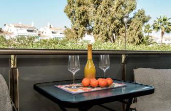 La Duquesa Port & Beach Retreat 106 - Photo 8