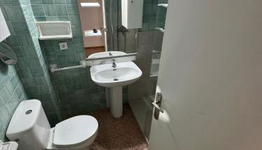 Apartamento con vistas al mar! Comaruga - Foto 4, Shower