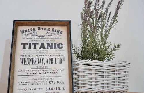 The Blue house on the wall - Foto 12