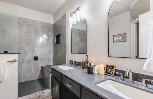 Urban Oasis North ATX , 5BR 2BA,Heated Pool - Foto 4