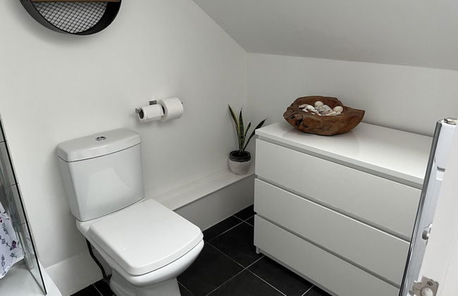 Cosy Village Apartment in Nottingham With Parking - Foto 10