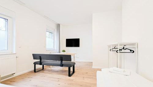 Tolstov Apartments - Monteurwohnung mit 3 Zimmern , Terrasse und Parkplatz - Foto 5, wardrobe, heating