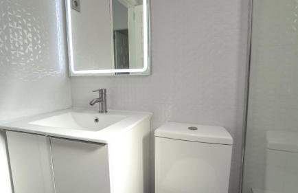 Modern Detached 4 Bed 3 Bath Villa with private pool close to all amenities - Foto 31