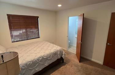 Cozy North Park Townhome - Foto 24